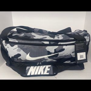 Nike duffel bag black camo